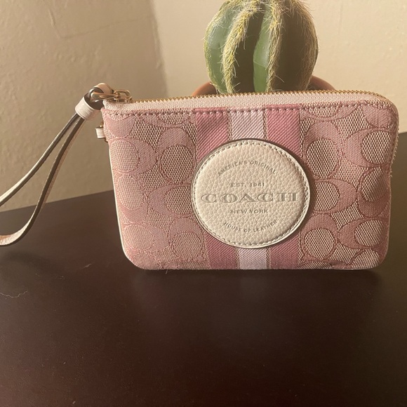 Coach Pink Signature Dempsey Wrislet - Picture 3 of 4